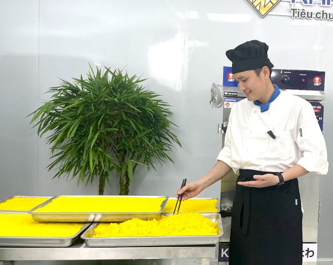 Tủ cơm nấu hấp tiêu chuẩn Nhật