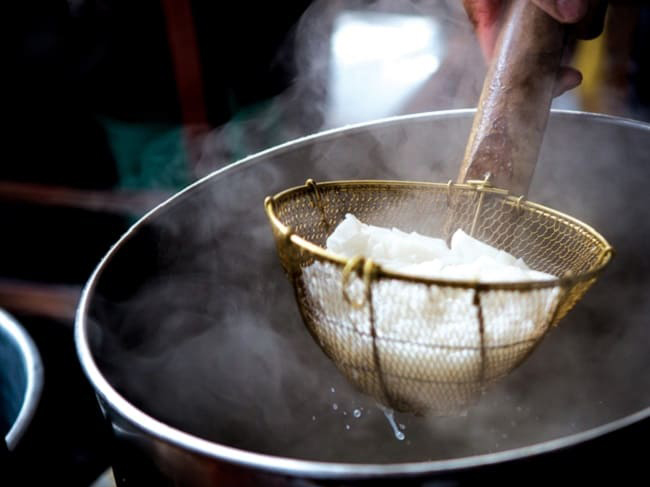 Cách trụng hủ tiếu