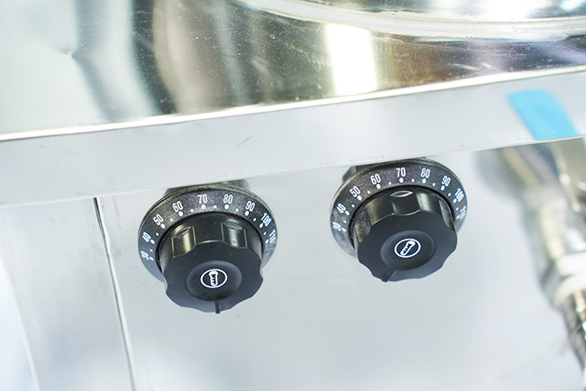 N&uacute;m chỉnh nhiệt nồi nấu phở điện 60L