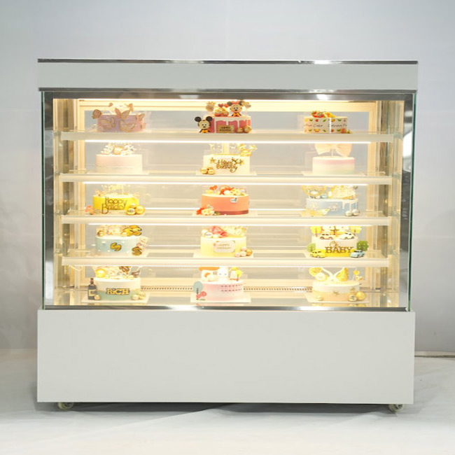 thiết kế tủ bánh kem 1m8 5 tầng