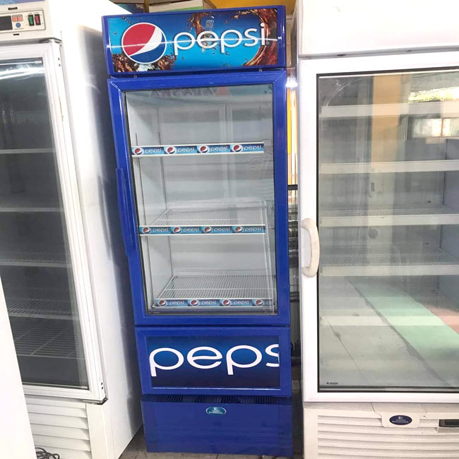 giá tủ mát pepsi 250l