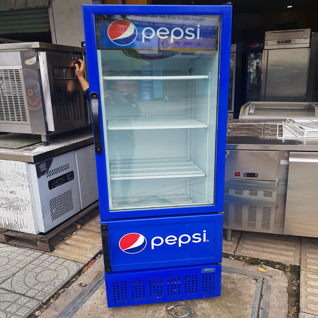 tủ mát siêu thị pepsi 500l dễ vệ sinh