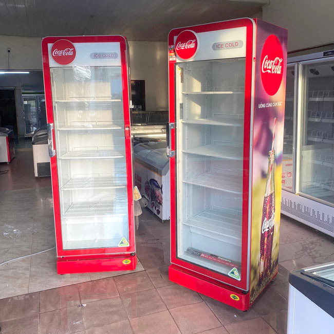 lựa chọn tủ mát siêu thị coca