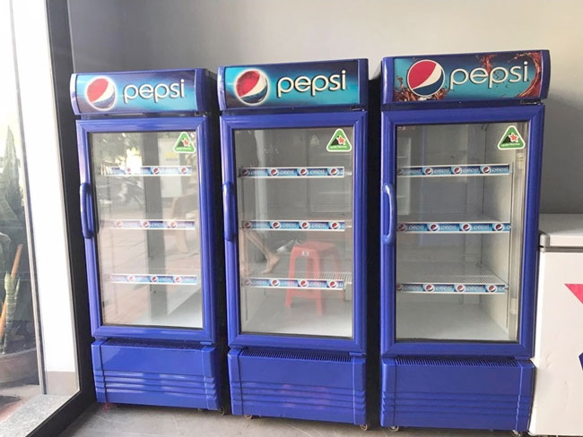 tủ mát trưng bày pepsi 450l nhỏ gọn