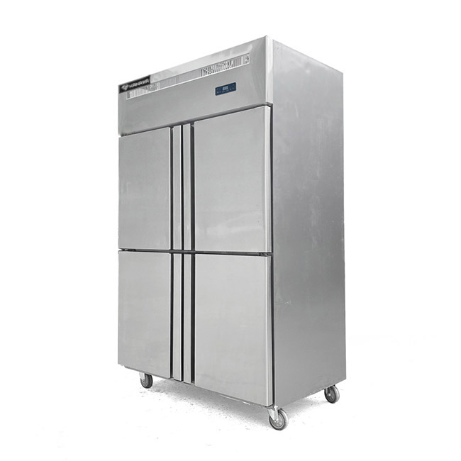 Tủ đông đứng 4 cánh 1038L 4CBO (làm lạnh trực tiếp)