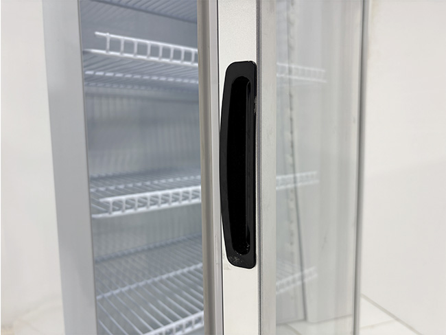 Khung tủ chắc chắn, bền bỉ