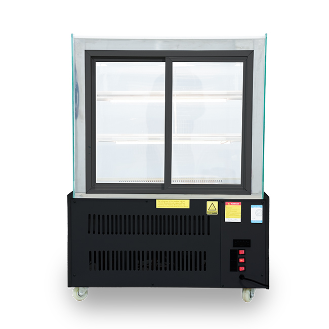 Tủ bánh kem 1m2 kính cong 3 tầng mới TBK3T-1.2C-NR