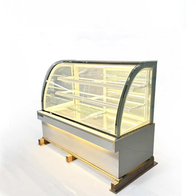 Tủ bánh kem 1m8 kính cong 3 tầng mới TBK3T-1.8C-NR