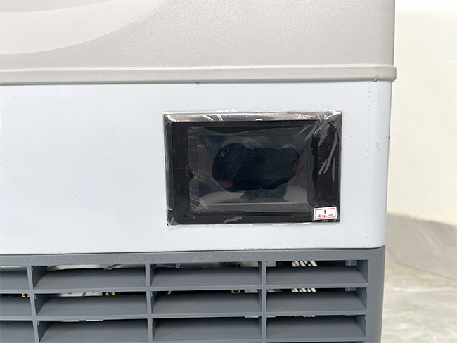 Bảng điều khiển máy làm đá viên