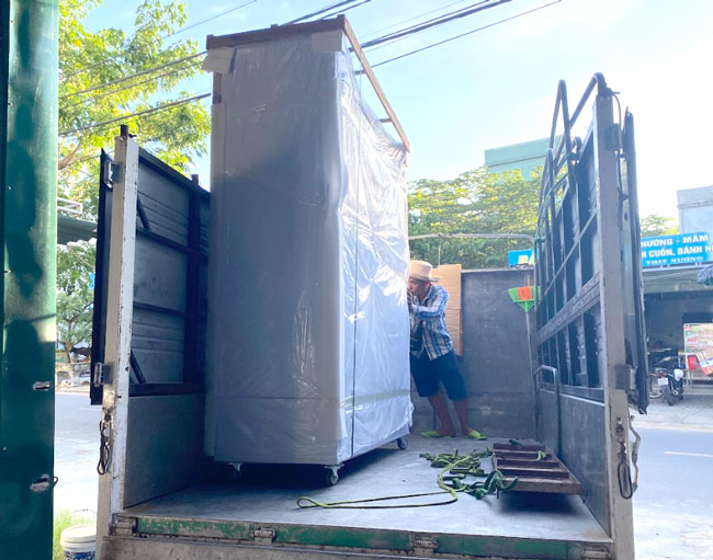 Tủ bị va đập