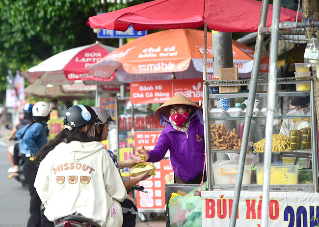 Canh tranh gay gắt