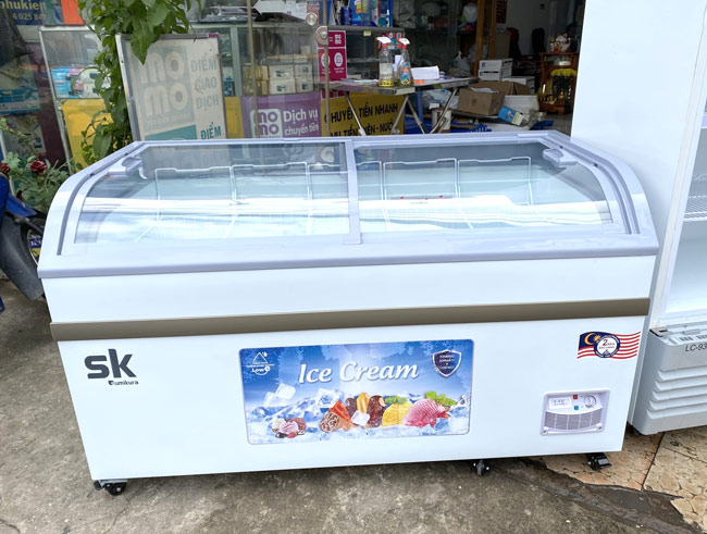Tủ đông cửa kính Sumikura