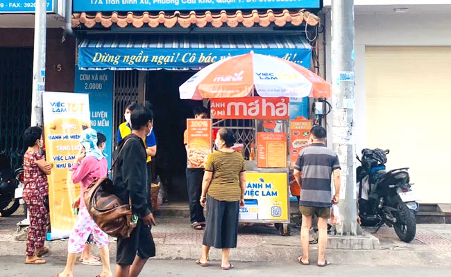 Kinh nghiệm bán bánh mì vỉa hè
