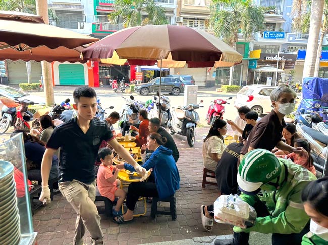 Xác định khách hàng mục tiêu