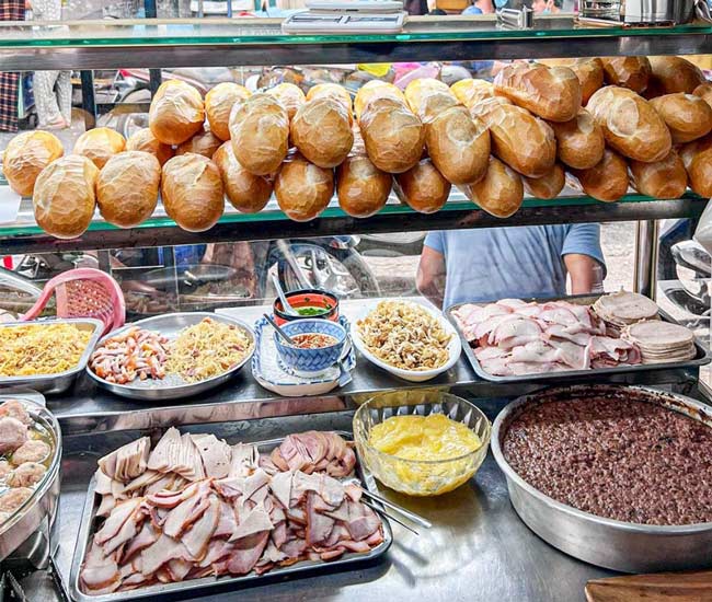 Kinh doanh bánh mì pate dạo