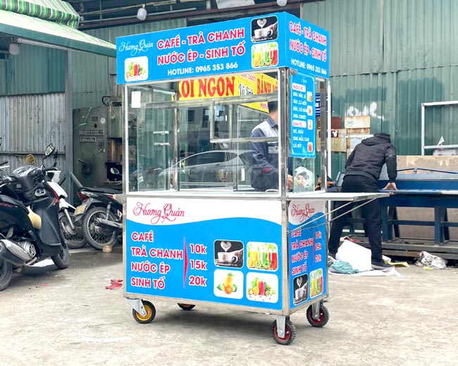 Xe sinh tố màu xanh da trời