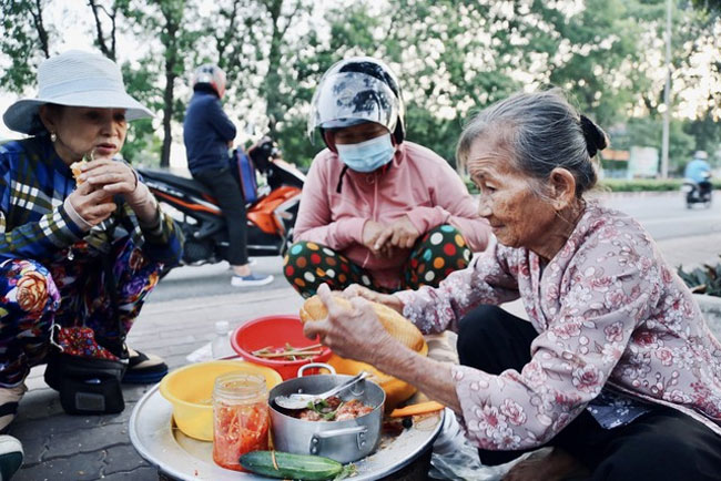 Thái độ bán hàng tích cực