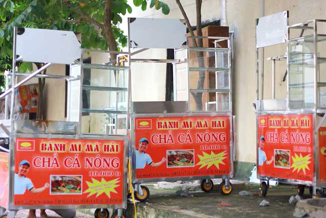 Tủ đấy bán bánh mì cũ
