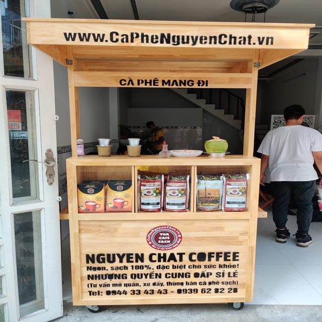 Chế biến, bày bán tiện lợi