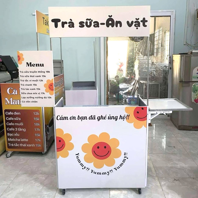 Xe trà sữa trắng