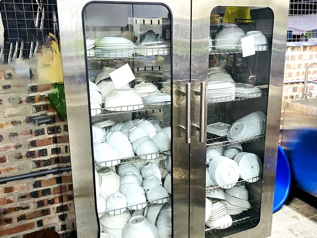 Xử l&yacute; KLL b&aacute;t đĩa c&ugrave;ng l&uacute;c