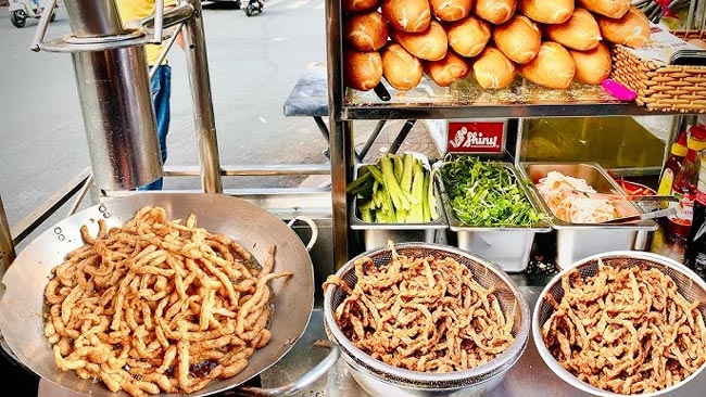 Chế biến bày bánh tiện lợi