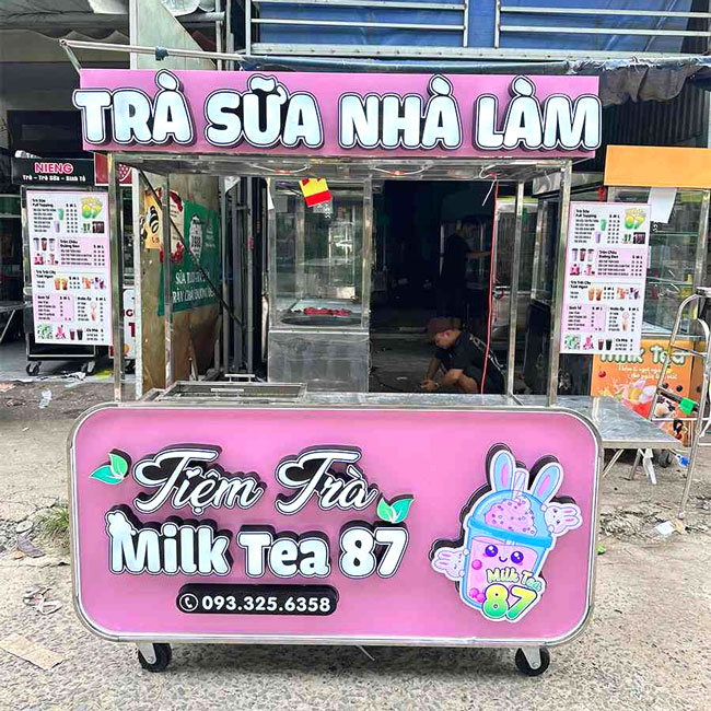 Trưng bày đèn LED chữ nổi