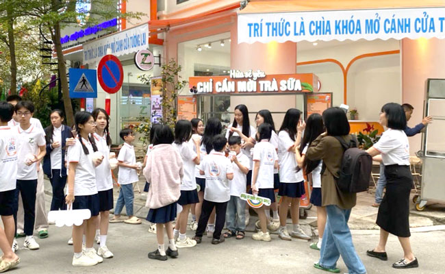 Cách trưng bày xe trà sữa