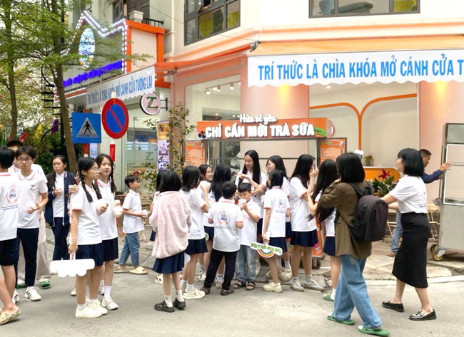 Thu hút đông khách hàng