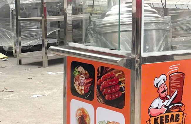 Tay kéo xe bánh mì