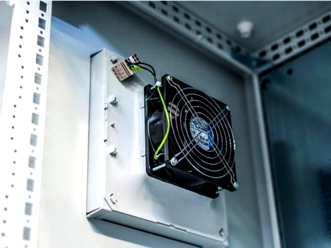 Lắp đặt quạt thông gió