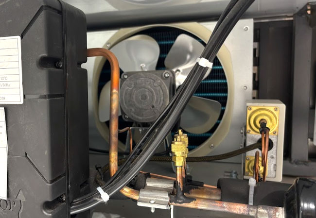 Bảo trì quạt tản nhiệt định kỳ