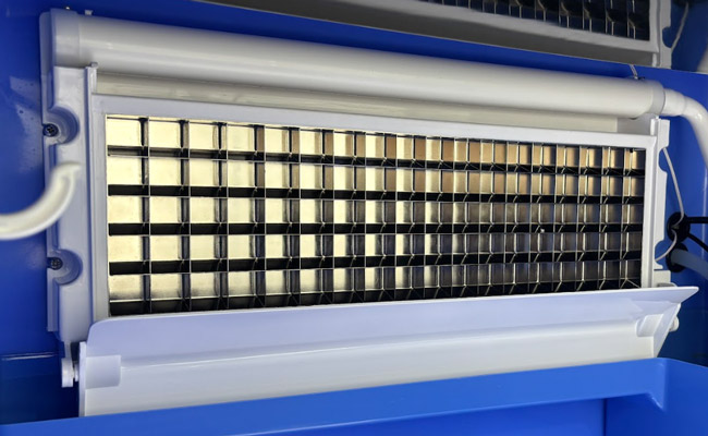 Khay làm đá viên công nghiệp: Đặc điểm và Lợi ích to lớn