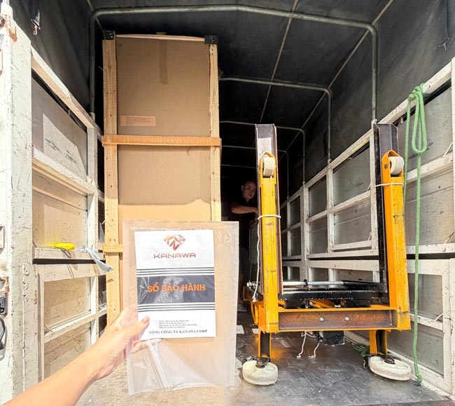 Xem x&eacute;t mức chi ph&iacute; vận chuyển