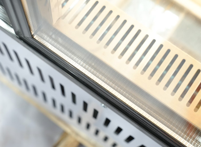 Đảm bảo tủ đóng kín khi sấy kính