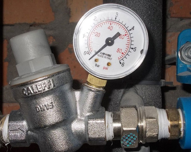 Điều kiện về áp lực nước cấp