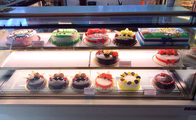 Tủ bánh kem không lạnh do nhiều nguyên nhân – Xem cách giải quyết