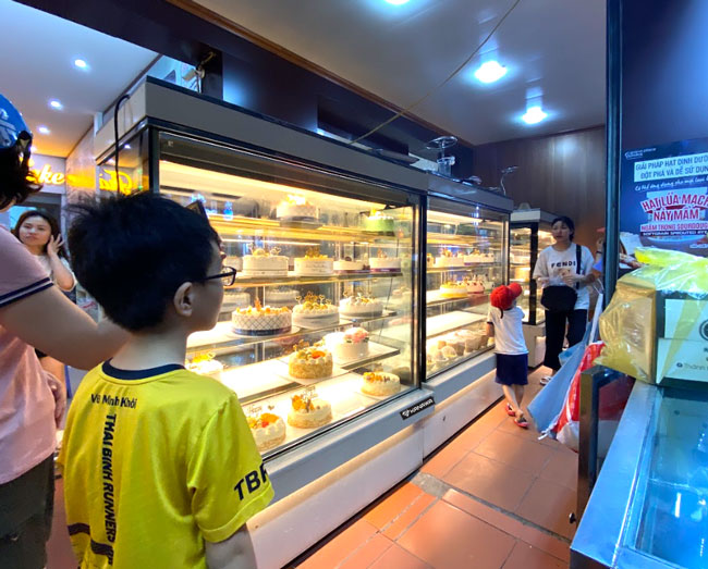 Tủ b&aacute;nh kem c&ocirc;ng suất lớn