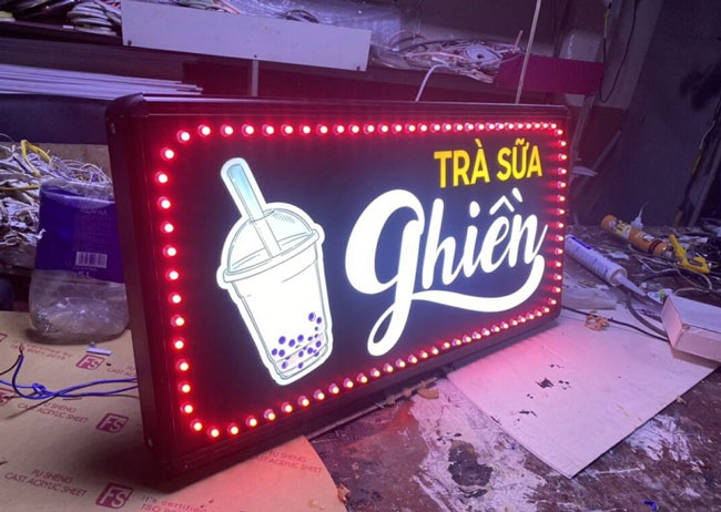 Hộp đ&egrave;n mẫu 12