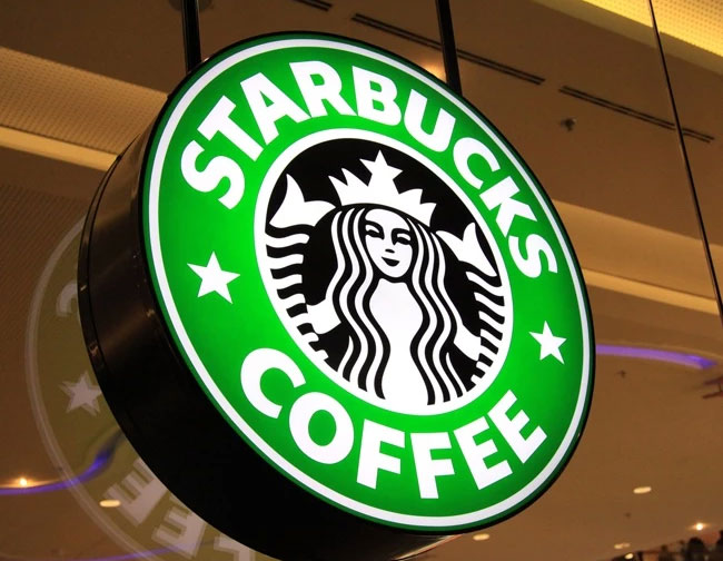 Hộp đ&egrave;n mẫu 4