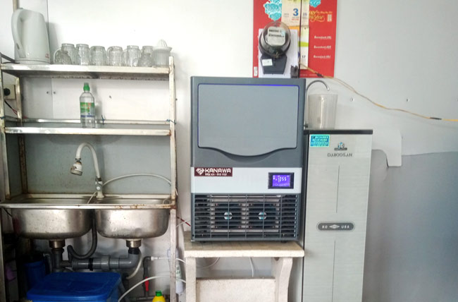 M&aacute;y l&agrave;m đ&aacute; vi&ecirc;n mua tại B&igrave;nh Dương