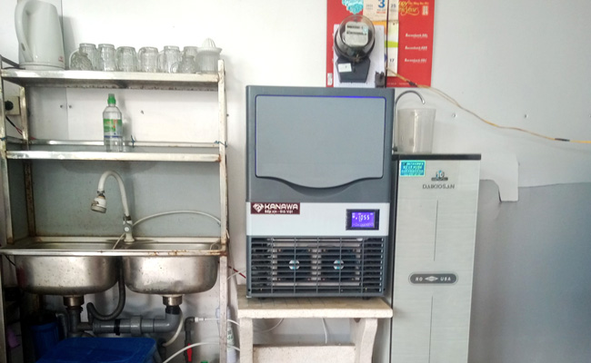 Mua máy làm đá viên tại Bình Dương