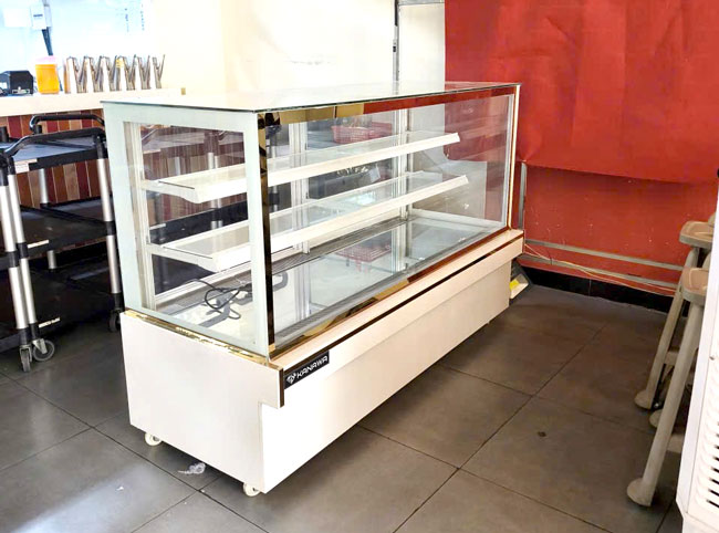 Mua tủ b&aacute;nh kem tại Quảng Ninh gi&aacute; tốt