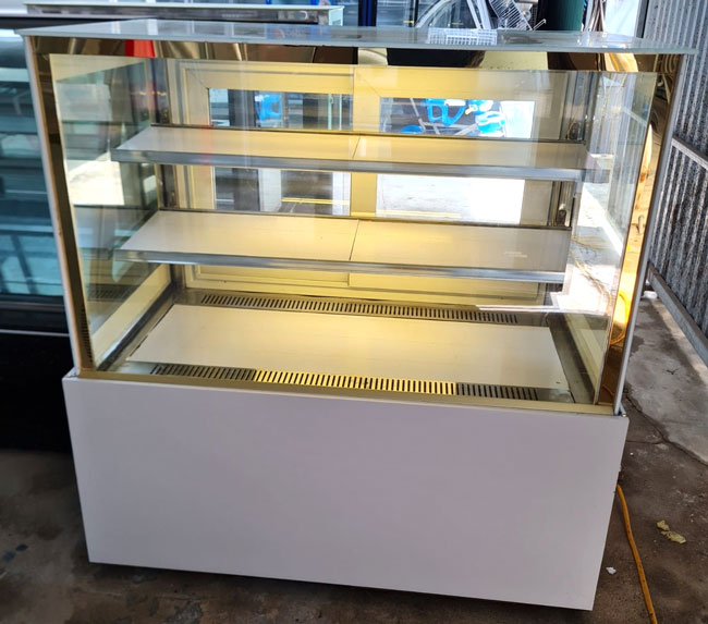 Tủ b&aacute;nh kem thanh l&yacute; d&ugrave;ng kh&aacute; tốt