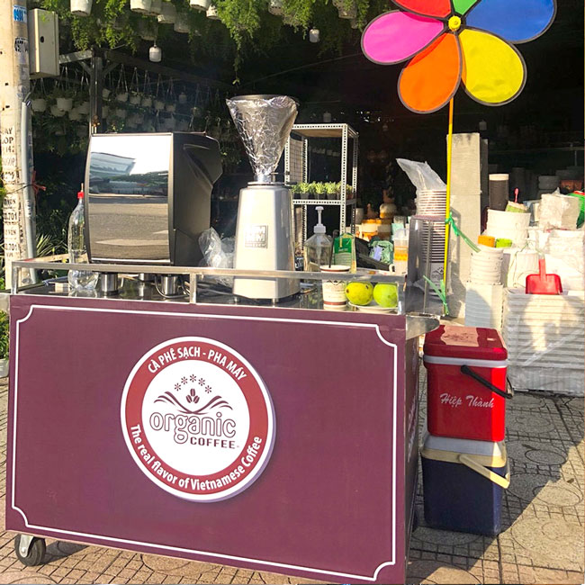 Th&ecirc;m phụ kiện trang tr&iacute;