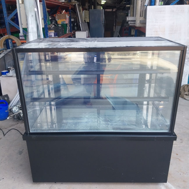 Dấu hiệu tủ b&aacute;nh kem kh&ocirc;ng chạy 