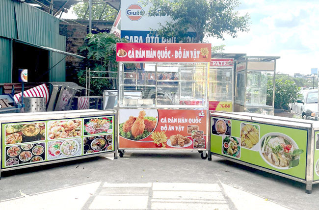 Xe đẩy b&aacute;n đồ ăn vặt Kanawa