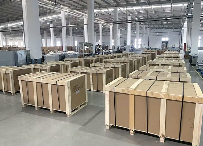 Tủ m&aacute;t b&agrave;n chặt Kanawa