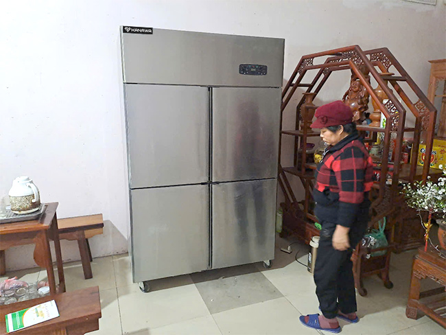 Feedback từ khách hàng mua tủ đông Kanawa 6