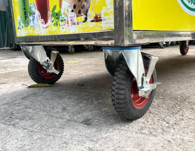 B&aacute;nh xe di chuyển